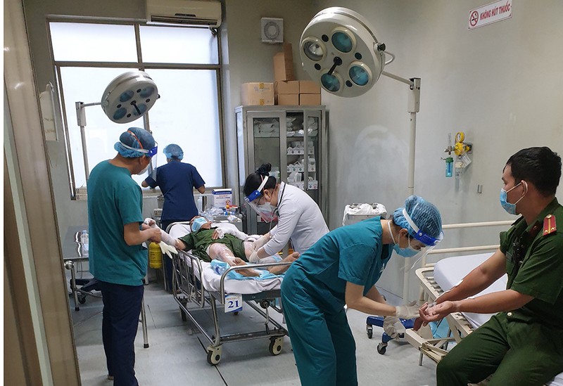 Vụ công an bị ném &quot;bom xăng&quot;: Nguyên nhân từ quyền thừa kế tài sản - Ảnh 2.