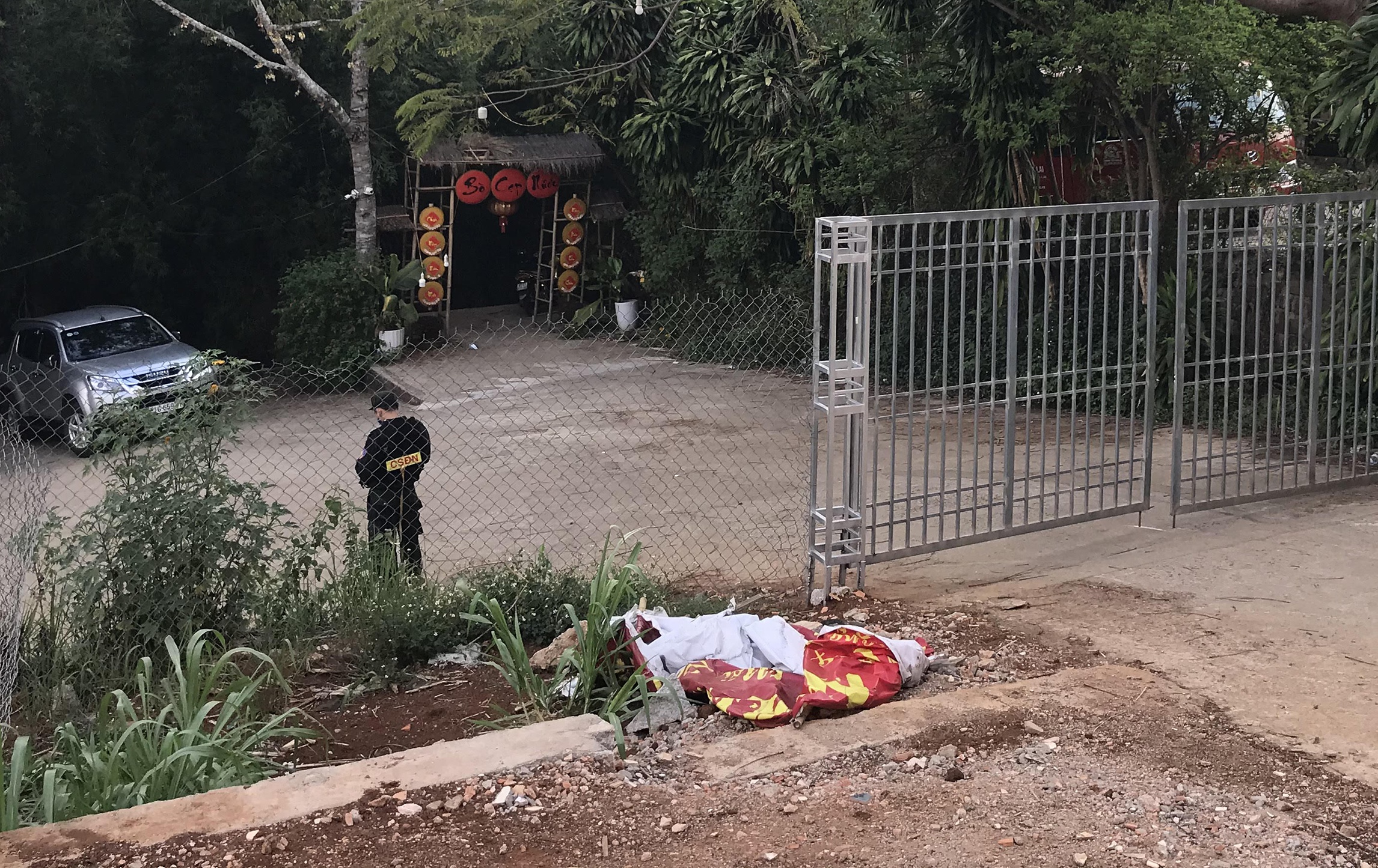 Bộ Công an triệt phá sới bạc tại nhà hàng Bọ Cạp Nước - Ảnh 1.