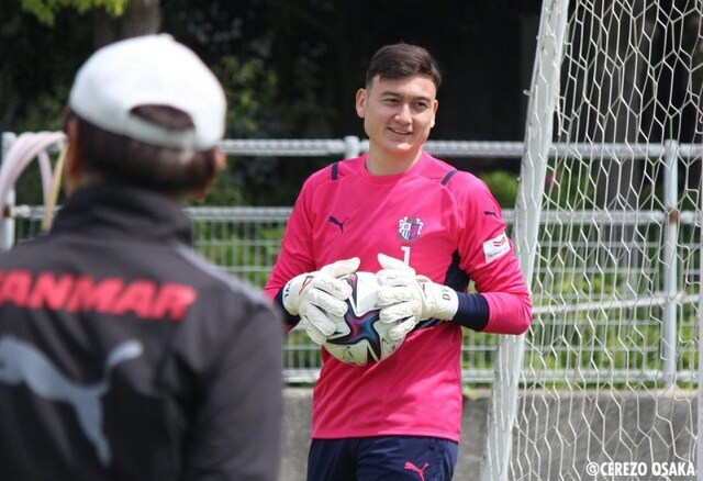 Văn Lâm vẫn chưa có cơ hội ra sân cho Cerezo Osaka.