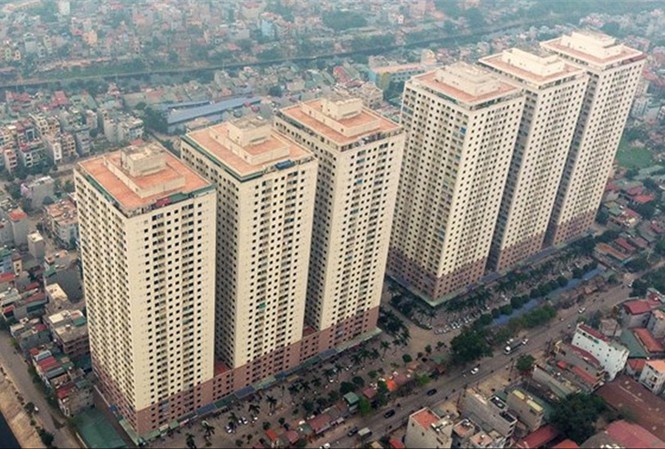 Hà Nội thêm 2 ca dương tính SARS-CoV-2 tại ổ dịch BV K, 1 người ở chung cư Đại Thanh - Ảnh 1.