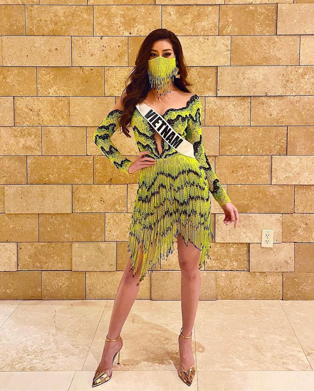 Hoa hậu Khánh Vân rạng rỡ, “chặt chém” dàn mỹ nhân ở Miss Universe - Ảnh 4.
