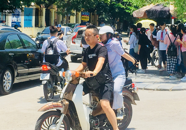 Thanh Hóa: Xử phạt nghiêm người không đeo khẩu trang nơi công cộng - Ảnh 1. Thanh Hóa: Xử phạt nghiêm người không đeo khẩu trang nơi công cộng - Ảnh 1.