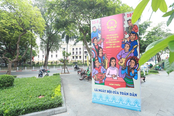 [Ảnh] Hà Nội: Đường phố trang hoàng rực rỡ chào đón ngày hội của toàn dân - Ảnh 6.