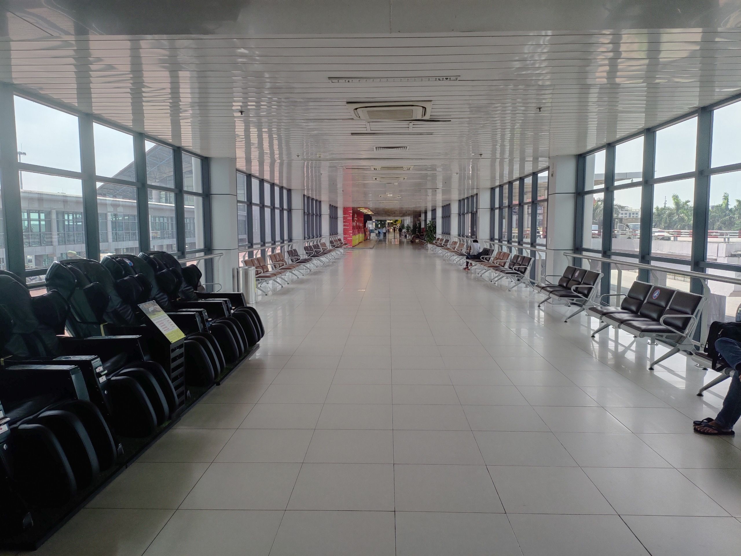 ĐIỀU CHỈNH TẠM THỜI PHƯƠNG ÁN KHAI THÁC TẠI NHÀ GA HÀNH KHÁCH T1 - CẢNG HKQT NỘI BÀI TỪ NGÀY 17/5/2021 - Ảnh 2.