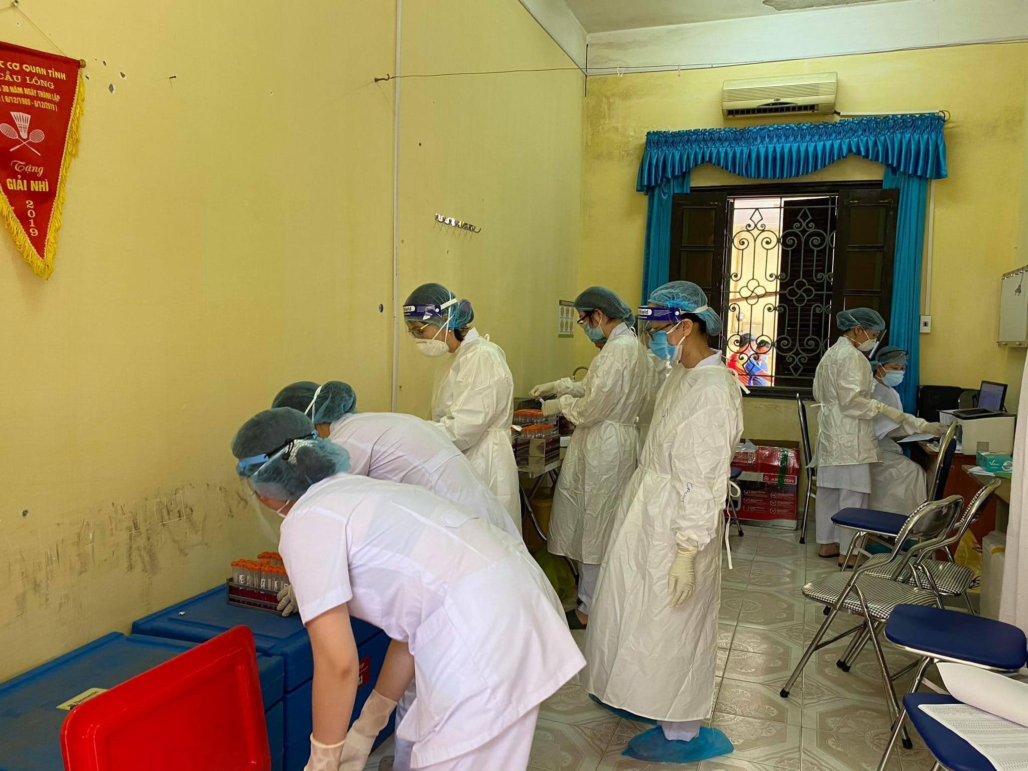 Chi viện cho Bắc Giang khi tỉnh này có số ca Covid-19 kỷ lục - Ảnh 2.
