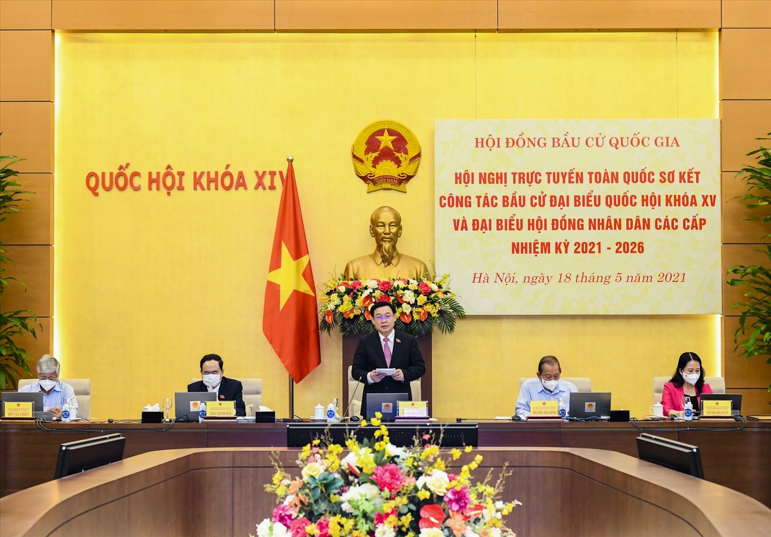 Bộ trưởng Bộ Quốc phòng đề nghị bầu cử sớm ở những vùng có dịch - Ảnh 4.