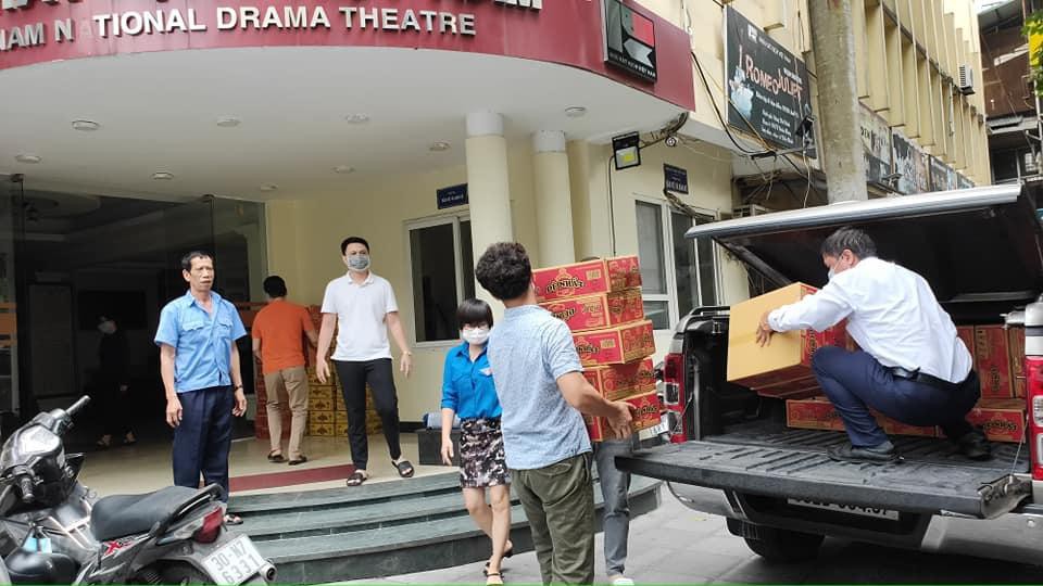 NSƯT Xuân Bắc chia sẻ gì khi mang đồ cứu trợ đến &quot;tâm dịch&quot;  Bắc Giang? - Ảnh 2.