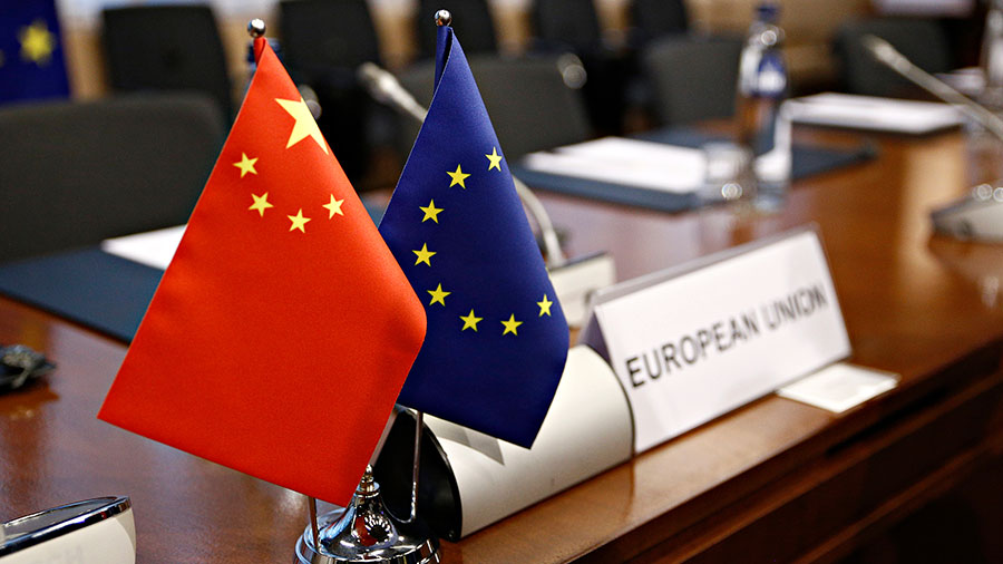 EU dọa không phê chuẩn Hiệp định đầu tư nếu Trung Quốc tiếp tục "cứng đầu" - Ảnh 1. EU dọa không phê chuẩn Hiệp định đầu tư nếu Trung Quốc tiếp tục "cứng đầu" - Ảnh 1.
