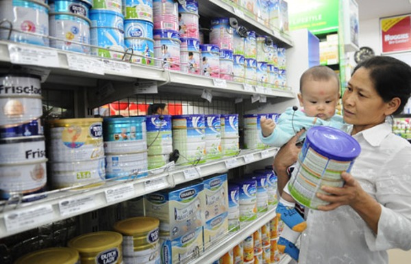 Từ 1/6, phạt nặng hành vi vi phạm về quảng cáo thức ăn cho trẻ dưới 24 tháng - Ảnh 1. Từ 1/6, phạt nặng hành vi vi phạm về quảng cáo thức ăn cho trẻ dưới 24 tháng - Ảnh 1.
