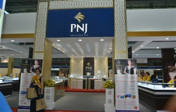 Lãi lớn trong 4 tháng đầu năm, cổ phiếu PNJ được kỳ vọng gì? - Ảnh 1. Lãi lớn trong 4 tháng đầu năm, cổ phiếu PNJ được kỳ vọng gì? - Ảnh 1.