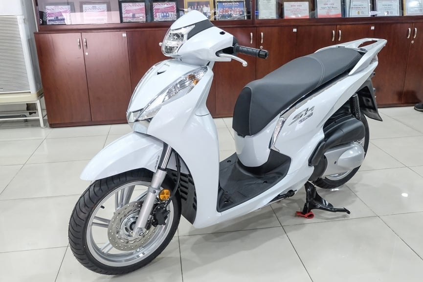 Hơn 1.300 xe Honda SH 300i bị triệu hồi tại Việt Nam - Ảnh 1.