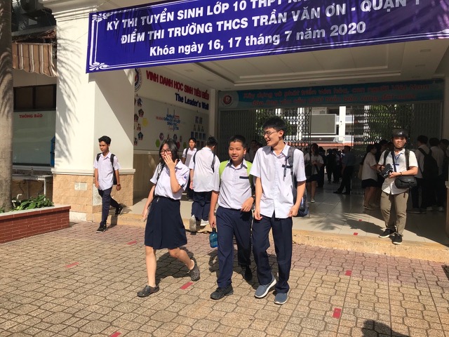 TP.HCM: Đề xuất lùi kỳ thi tuyển sinh lớp 10 đến ngày 22/6 - Ảnh 1.