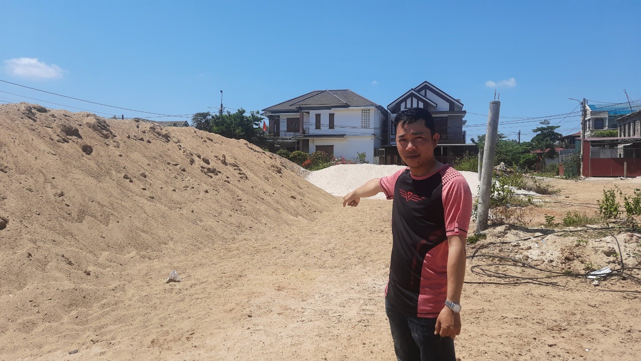 Quảng Trị: Hai anh em mất đất vì chính quyền chứng thực hợp đồng khống - Ảnh 1.