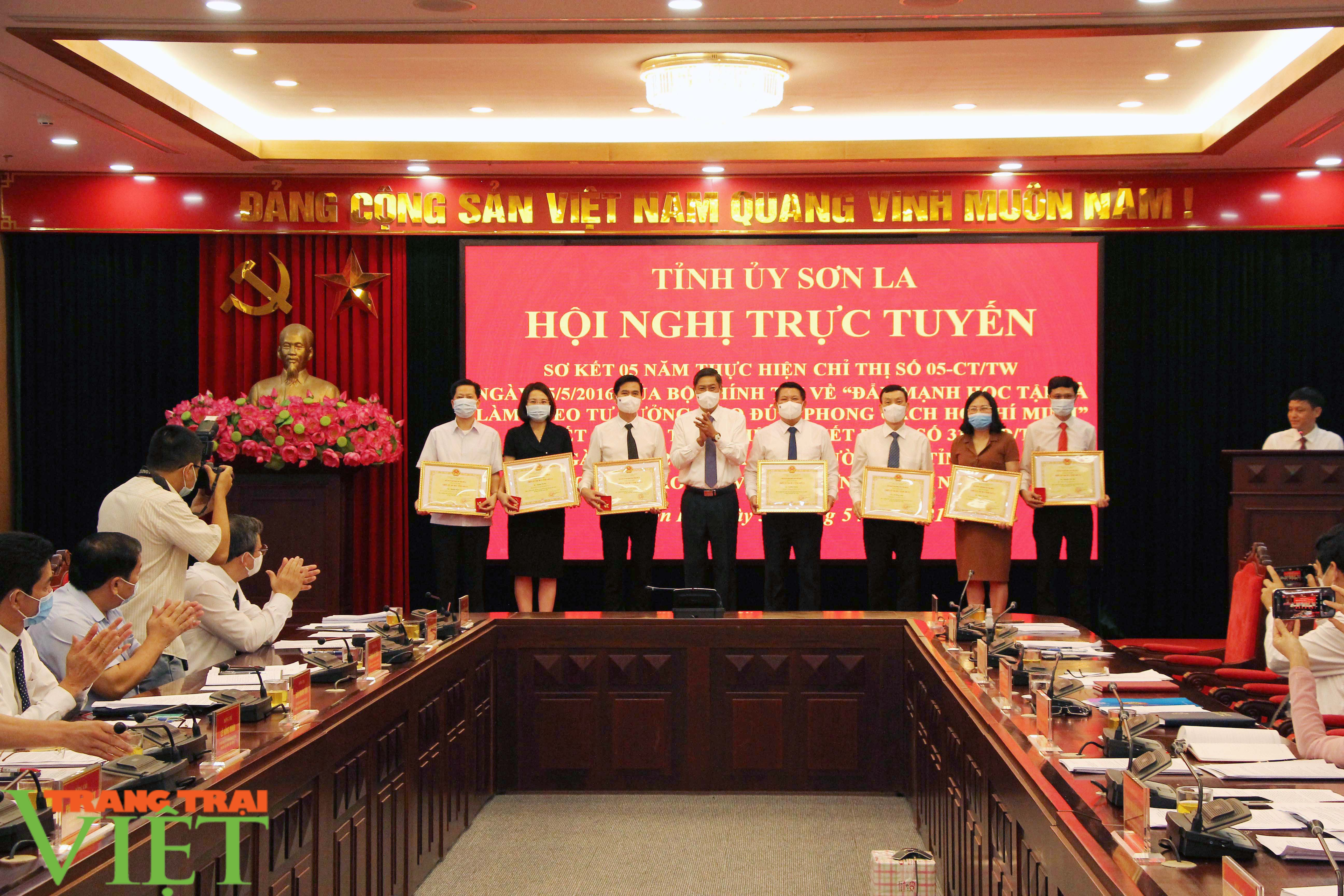 Sơn La: Nhìn lại 5 năm thực hiện Chỉ thị số 05 của Bộ Chính trị - Ảnh 3. Sơn La: Nhìn lại 5 năm thực hiện Chỉ thị số 05 của Bộ Chính trị - Ảnh 3.