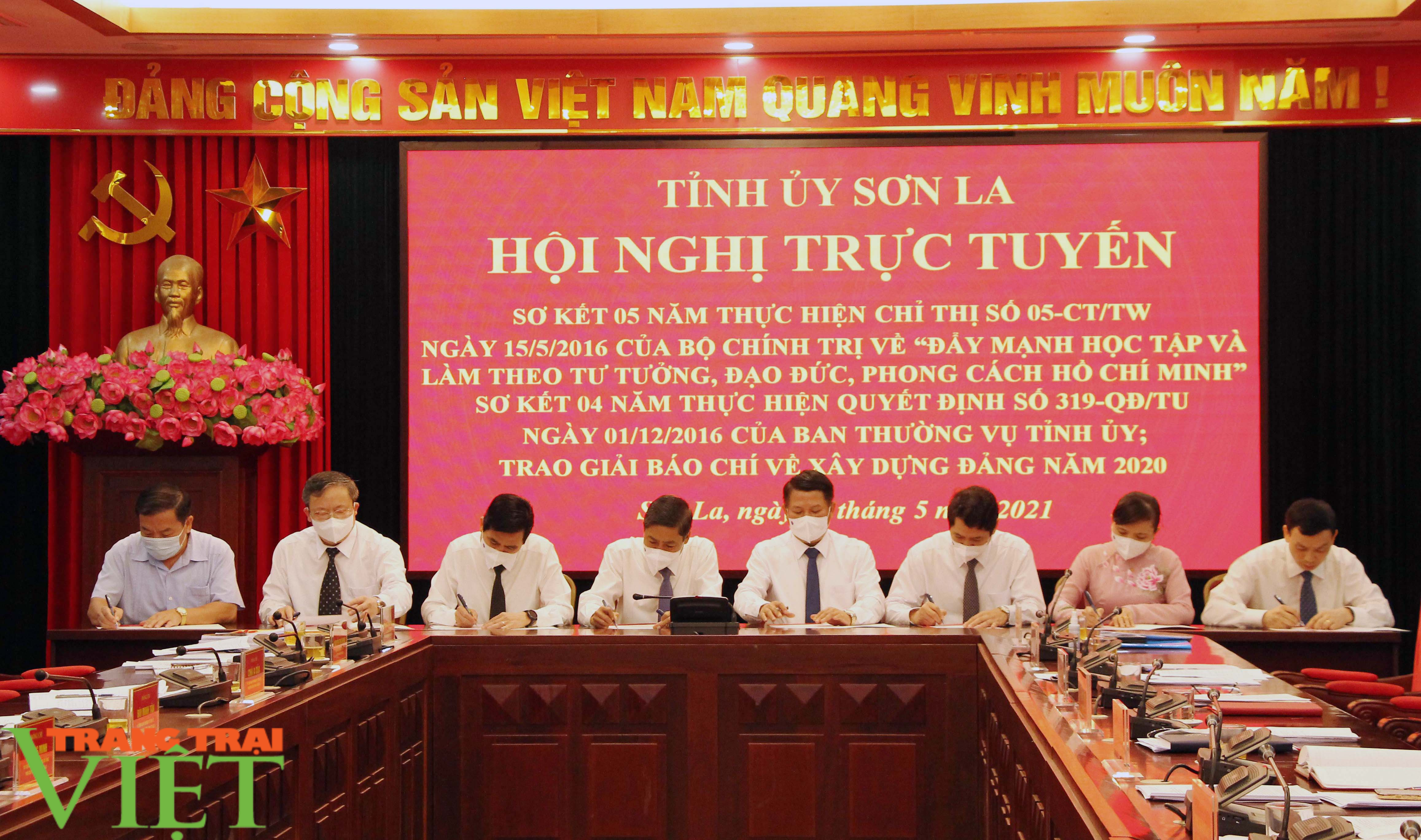 Sơn La: Nhìn lại 5 năm thực hiện Chỉ thị số 05 của Bộ Chính trị - Ảnh 5. Sơn La: Nhìn lại 5 năm thực hiện Chỉ thị số 05 của Bộ Chính trị - Ảnh 5.