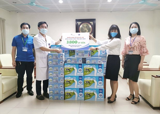 450.000 ly sữa yêu thương từ Cô Gái Hà Lan tiếp sức cho tâm dịch vững vàng, chiến thắng Covid-19 - Ảnh 3.