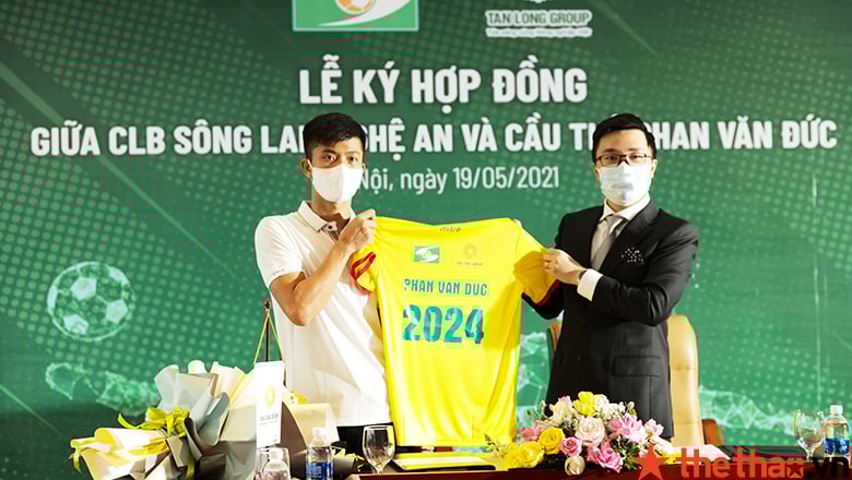 Nhà tài trợ chơi lớn, SLNA được bơm &quot;doping tiền&quot; để quyết trụ hạng - Ảnh 2.