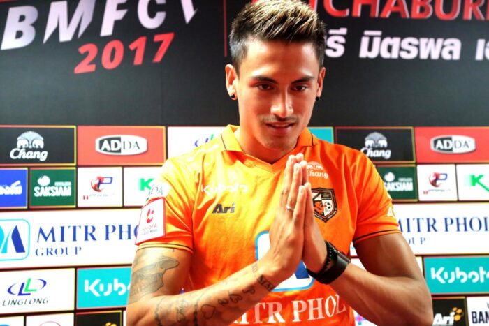 Hàng loạt ngôi sao từ chối tập trung ĐT Thái Lan vì... ghét HLV Nishino - Ảnh 1.
