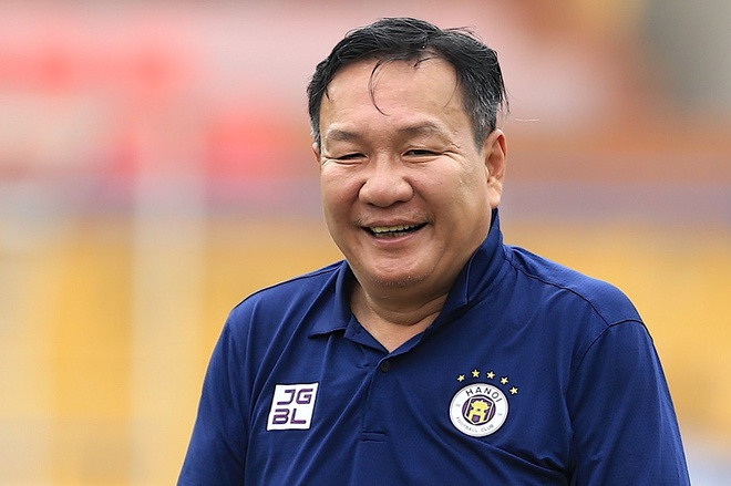 Nguyễn Hoàng Đức &quot;solo&quot; Malaysia, HLV Hoàng Văn Phúc nói gì?  - Ảnh 2.