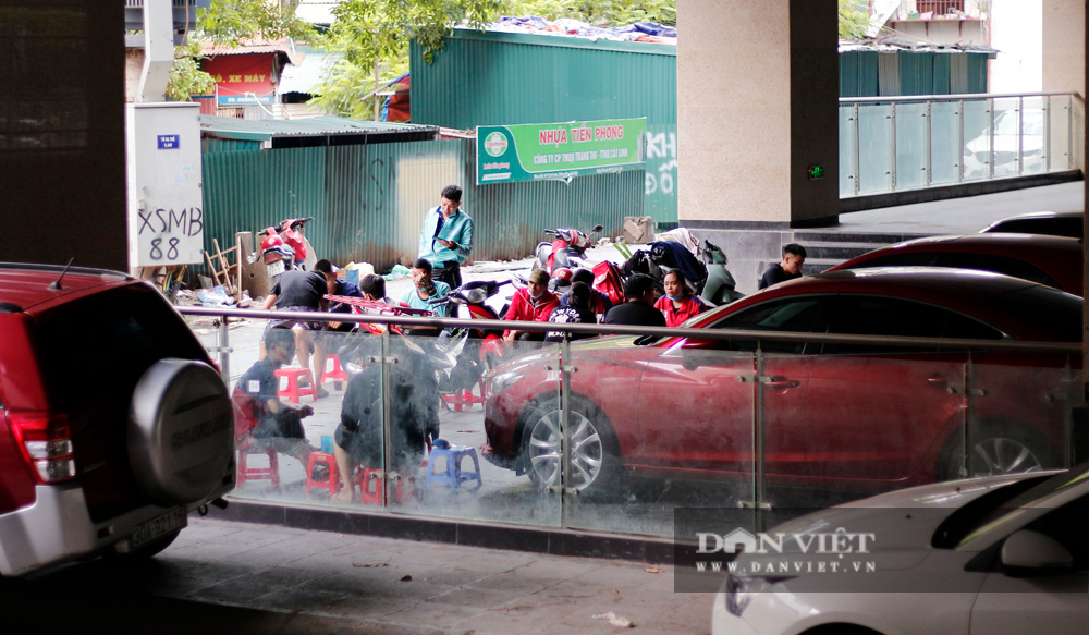Đường sắt Cát Linh – Hà Đông bị chiếm dụng mặt bằng: Ai đang &quot;thách thức&quot; chỉ đạo của Phó Chủ tịch TP? - Ảnh 3.