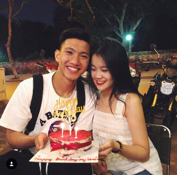 Người yêu cũ của Đoàn Văn Hậu ngày càng &quot;lột xác&quot; nóng bỏng - Ảnh 2.