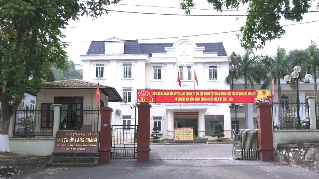 Cách tất cả chức vụ của Chủ nhiệm Ủy ban Kiểm tra huyện ủy Lang Chánh (Thanh Hóa) - Ảnh 1.