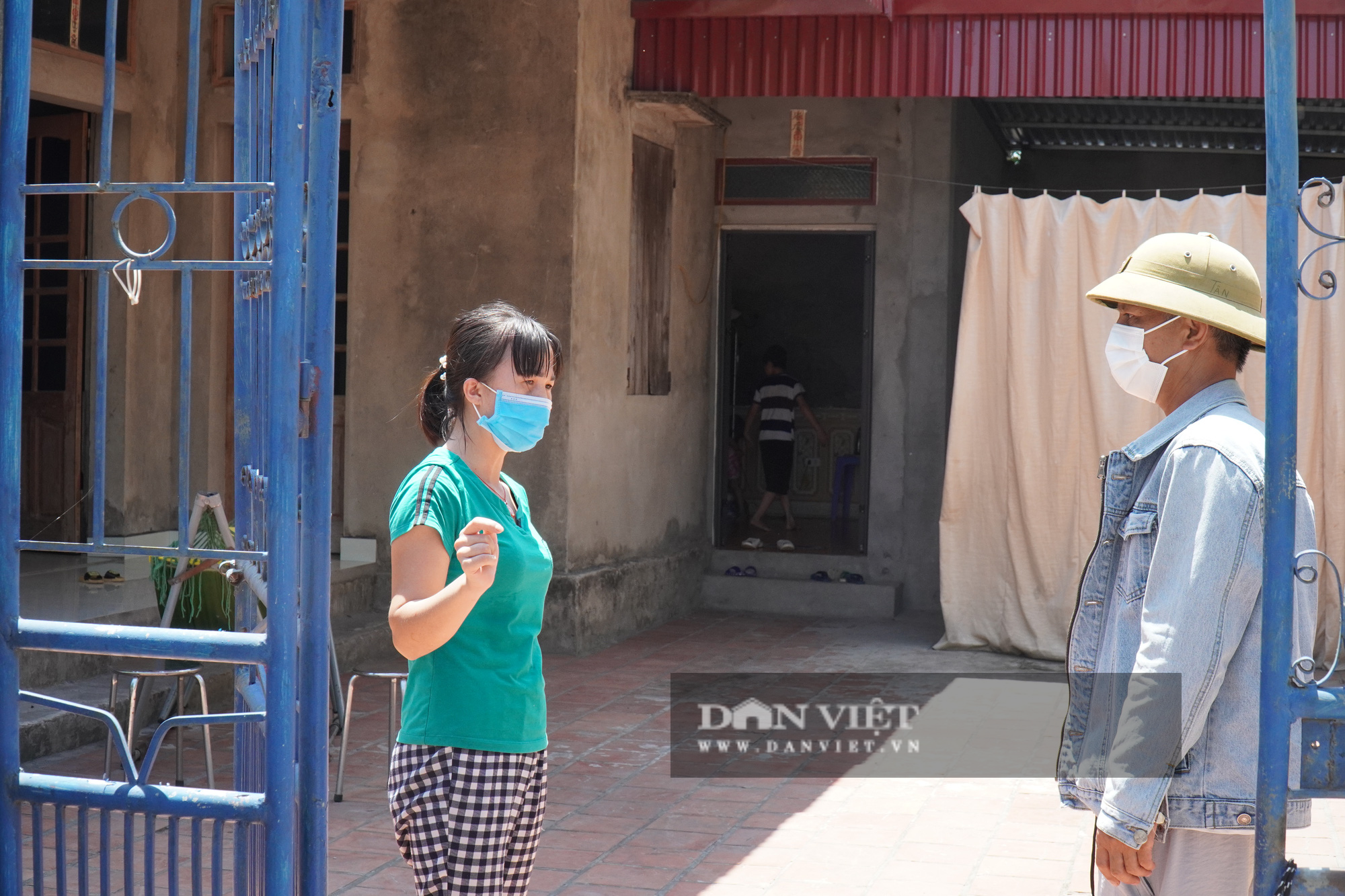Bắc Ninh: Cuộc sống gia đình ở &quot;tâm dịch&quot; Mão Điền khi được nới lỏng giãn cách xã hội - Ảnh 2.