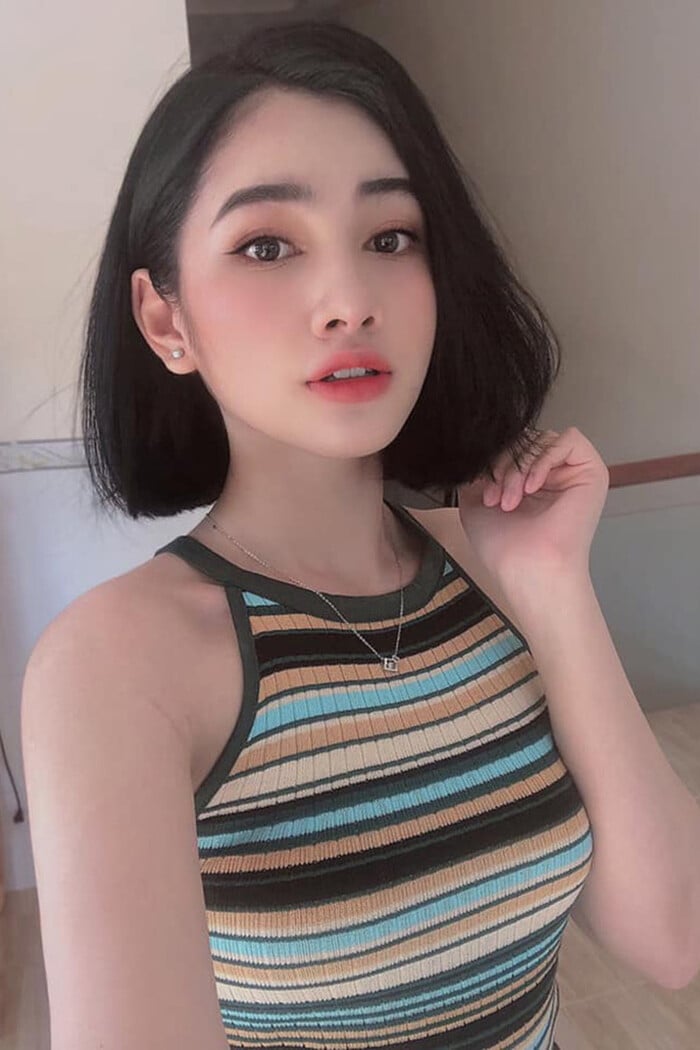 Cẩm Đan - tình tin đồn của chồng cũ Lệ Quyên ngày càng chăm 'thả thính' - Ảnh 4.