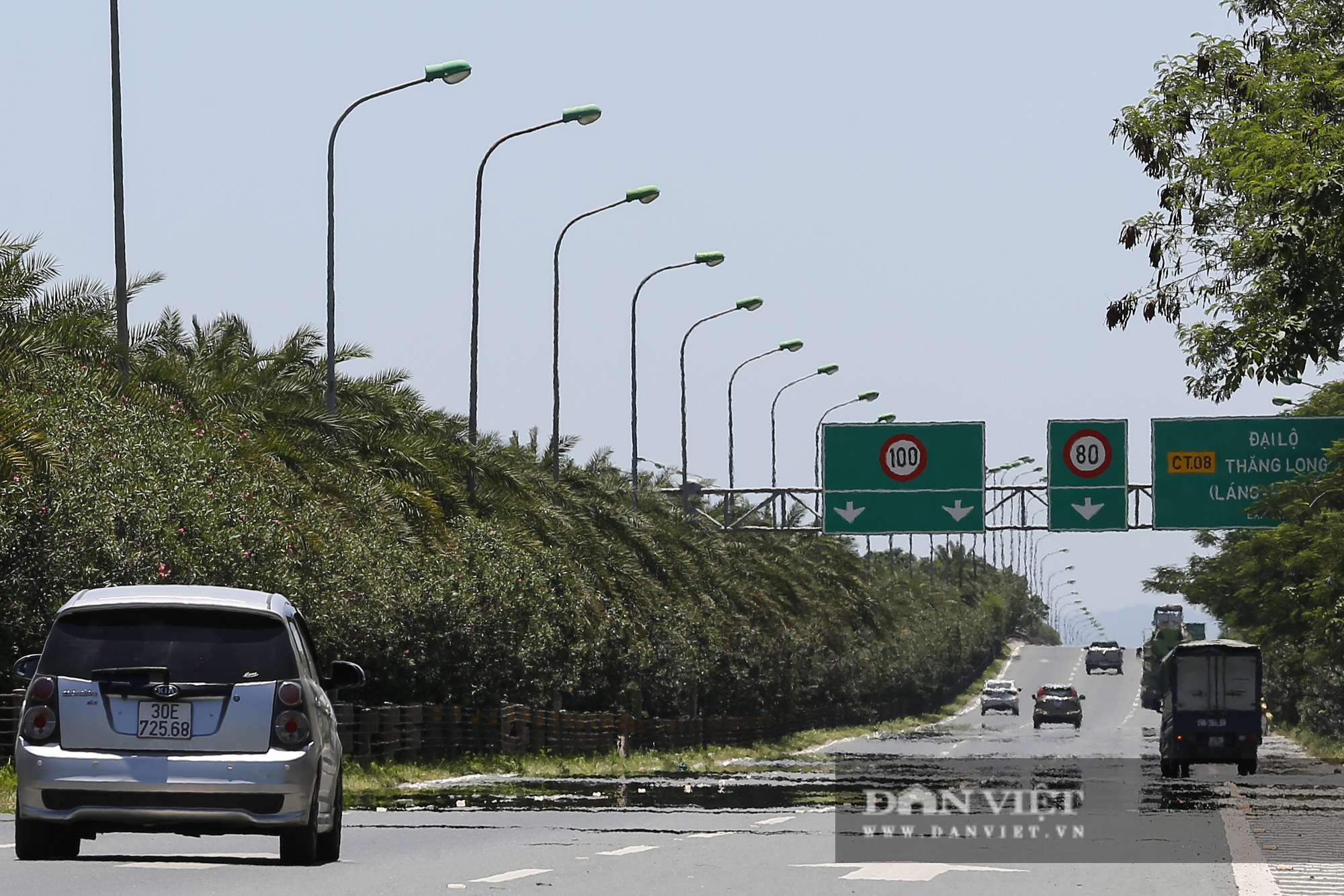 Hà Nội: Nhiệt độ mặt đường nóng hơn 60 độ C khiến ảo ảnh xuất hiện - Ảnh 5.
