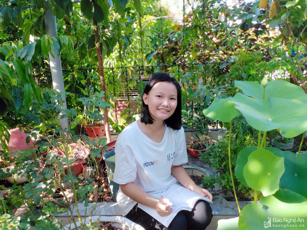 Hiếm có: 3 nữ thủ khoa cùng một lớp, cùng có thành tích &quot;khủng&quot; về IELTS - Ảnh 5.