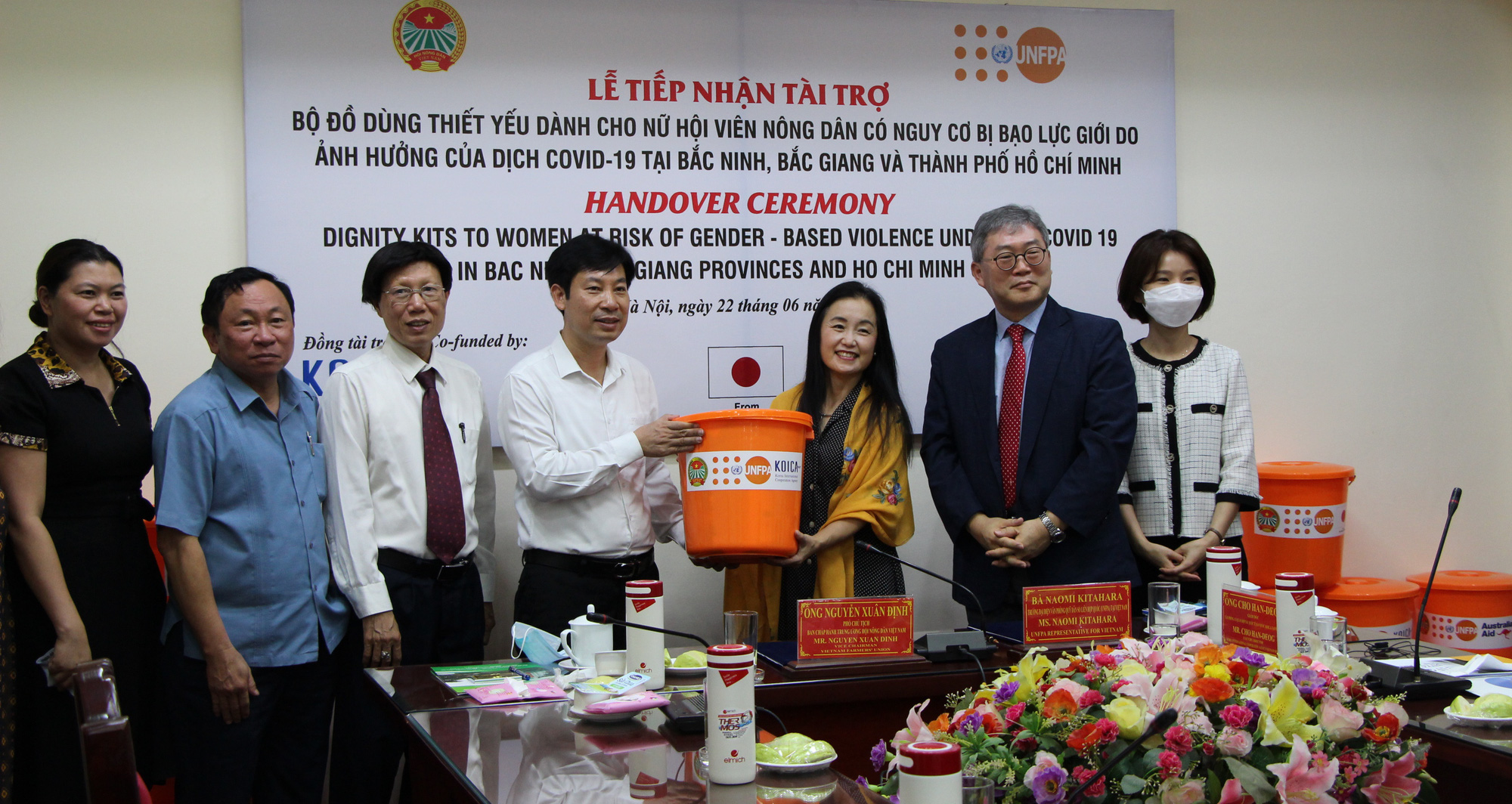 Hội Nông dân Việt Nam sẽ trao hơn 5.000 bộ đồ dùng thiết yếu cho nữ nông dân vùng dịch Covid - Ảnh 1.
