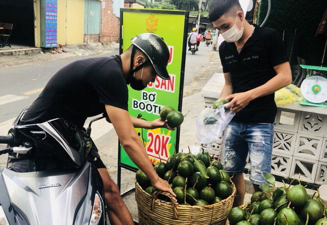 Đồng Tháp lo khoai lang tím tồn đọng, Long An, Quảng Ngãi tìm nơi mua thanh long, ớt, dưa hấu  - Ảnh 1.