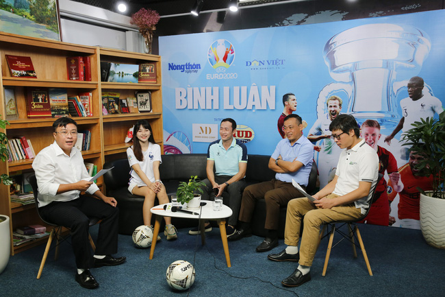 Danh thủ Đặng Phương Nam: &quot;Tôi chưa thấy đội bóng nào chơi pressing hay như Italia&quot; - Ảnh 1.