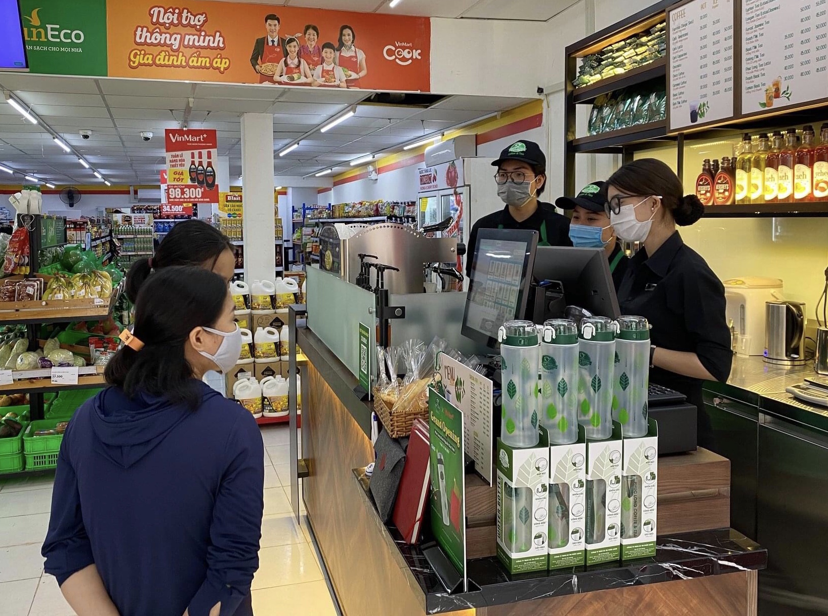 Chuỗi cà phê có gì hấp dẫn mà đại gia bán lẻ đến bất động sản cũng muốn nhảy vào? - Ảnh 3.