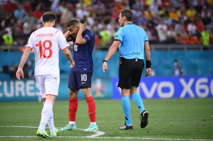 Kylian Mbappe: Áo số 10, niềm hy vọng số 1 và biến thành... số 0 - Ảnh 2.