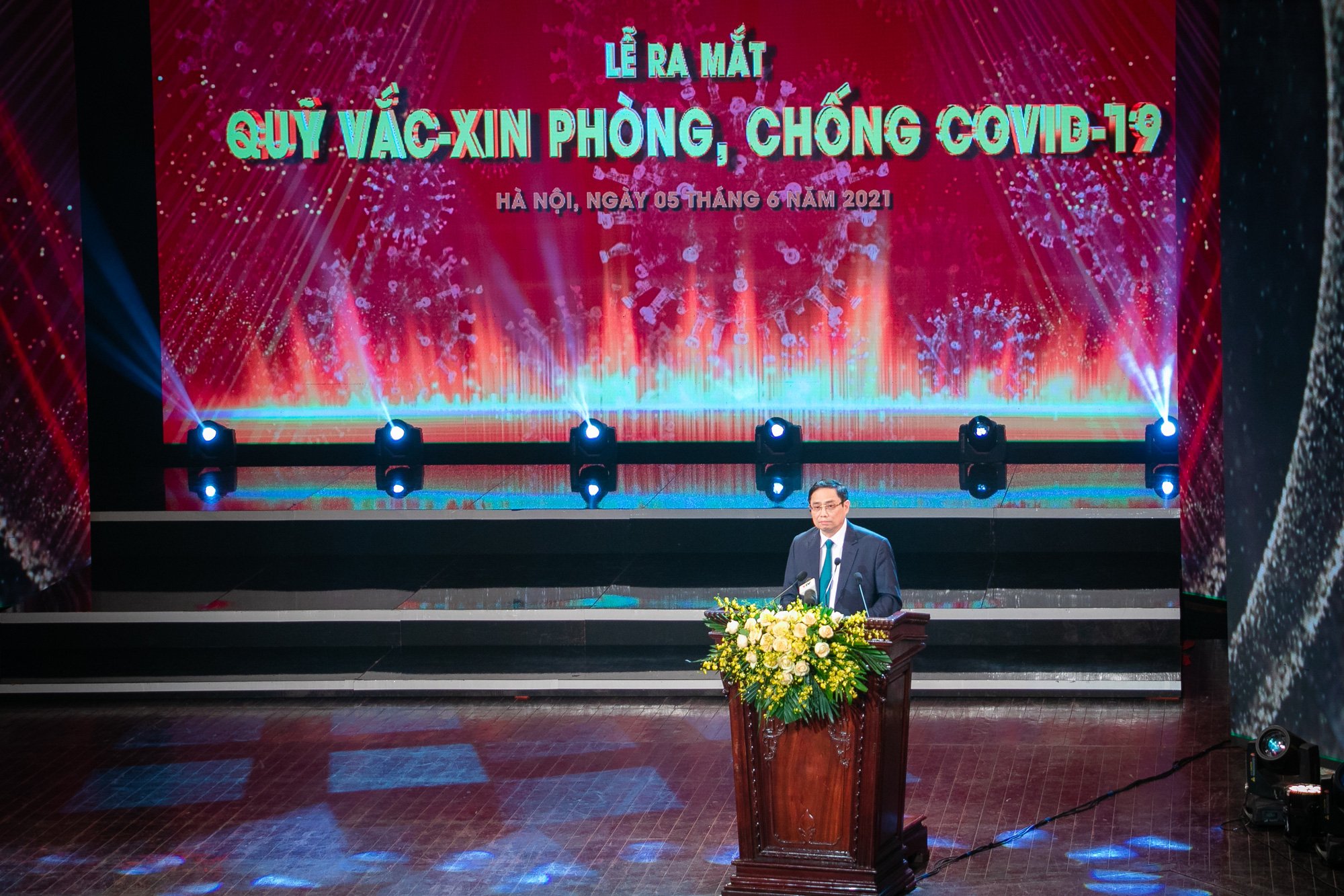 C.P Việt Nam trao tặng 50 tỷ đồng tới Quỹ Vắc-xin phòng, chống Covid-19 - Ảnh 1.