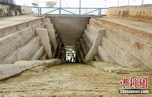Sau nhiều lần bị trộm, lăng mộ của Tào Tháo còn lại gì? - Ảnh 1.