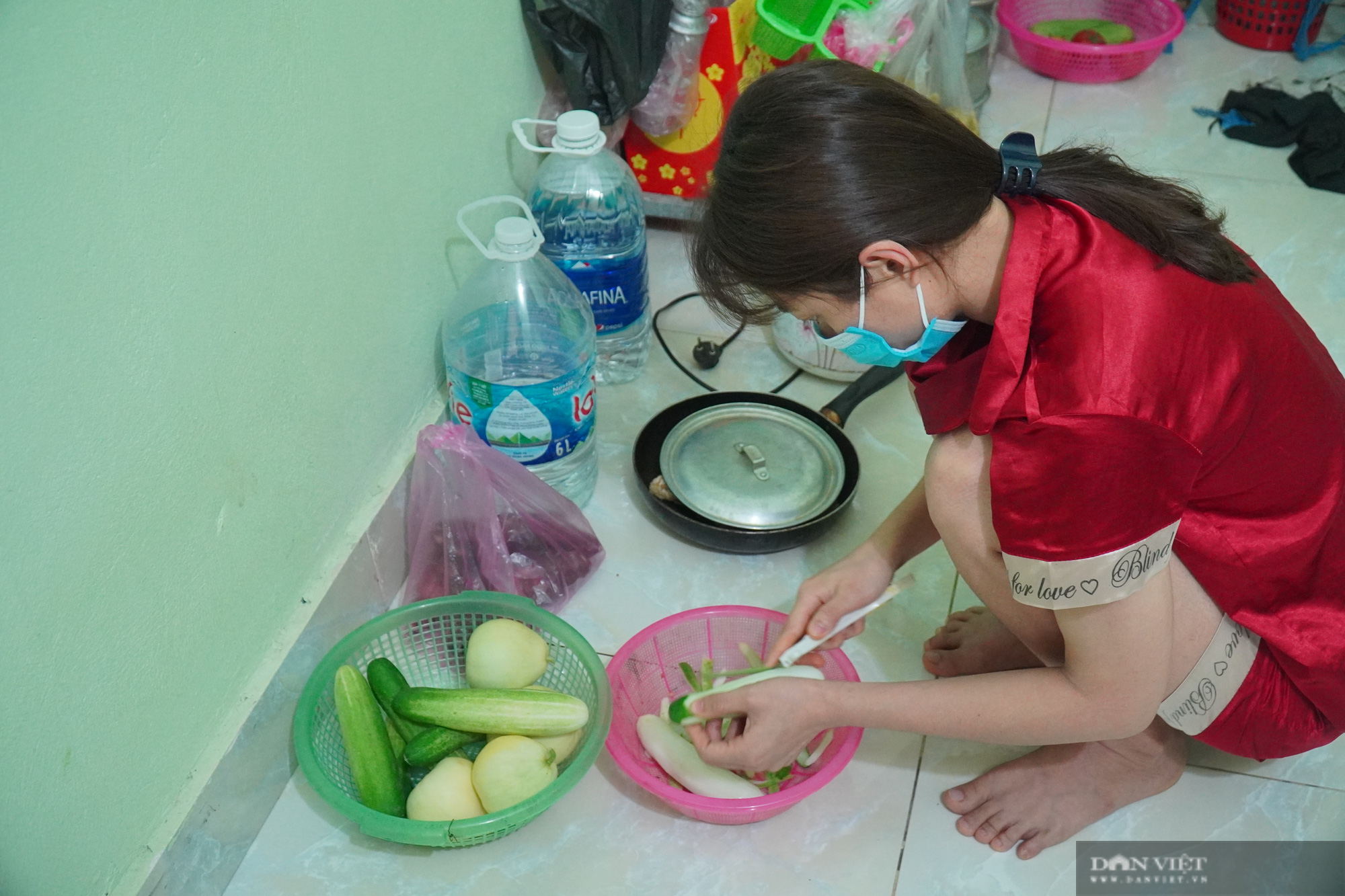 Bắc Ninh: Cuộc sống hơn 1 vạn công nhân trong làng phong tỏa Giang Liễu - Ảnh 8.