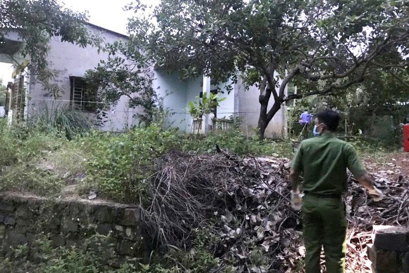Phát hiện nam thanh niên tử vong trong nhà với nhiều vết máu, nghi bị sát hại - Ảnh 1.