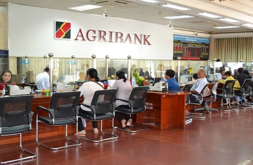 Agribank đưa dịch vụ ngân hàng đến từng hộ dân - Ảnh 3. Agribank đưa dịch vụ ngân hàng đến từng hộ dân - Ảnh 3.