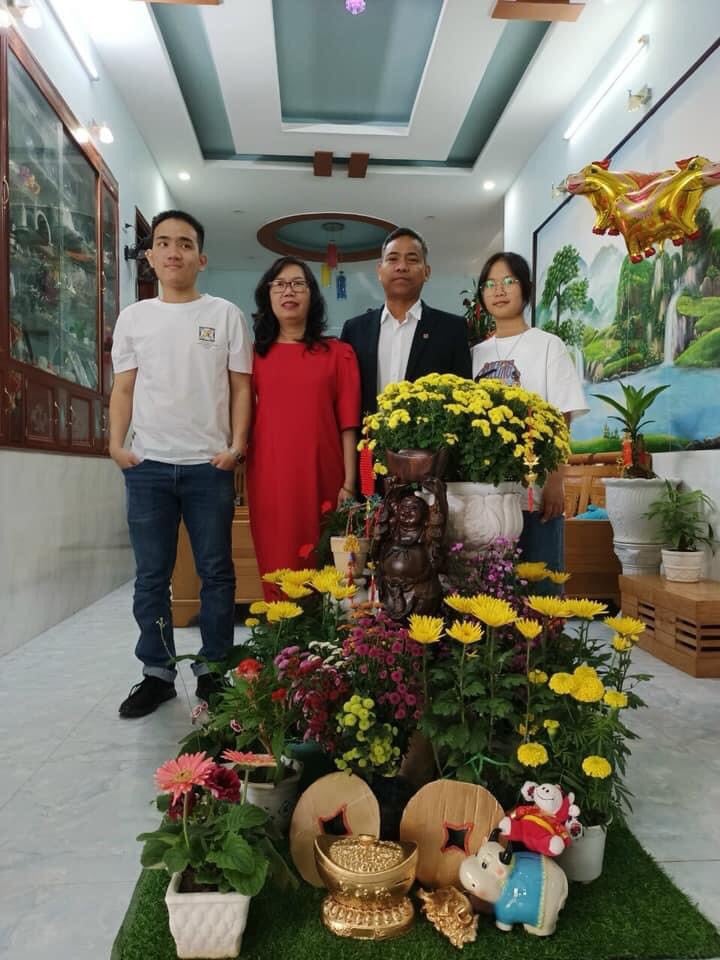 Thấu hiểu lòng dân, tận tâm phục vụ - Ảnh 6. Thấu hiểu lòng dân, tận tâm phục vụ - Ảnh 6.