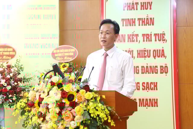 Phó Trưởng Ban Kinh tế Trung ương được Bộ Chính trị điều động làm Bí thư Tỉnh ủy Hưng Yên - Ảnh 1.