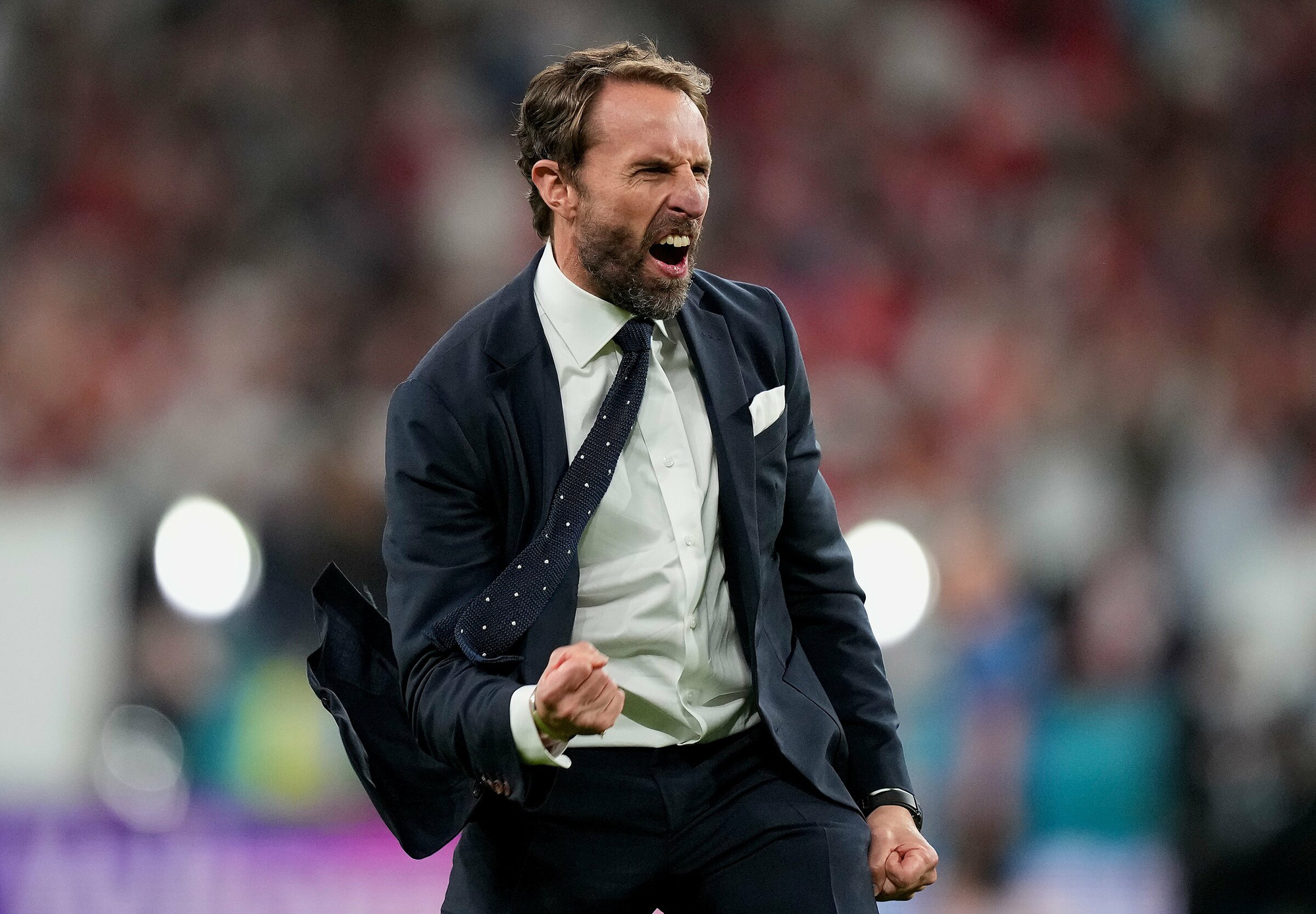 Giao lưu trực tuyến Euro 2020: Chung kết &quot;nảy lửa&quot; và cơ hội cho người Anh - Ảnh 1.