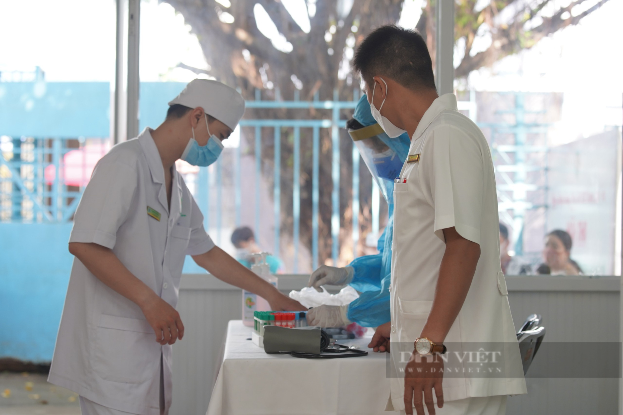Sở Y tế TP.HCM chỉ đạo khẩn: Phải báo cáo ngay trường hợp dương tính SARS-CoV-2 qua sàng lọc - Ảnh 4.