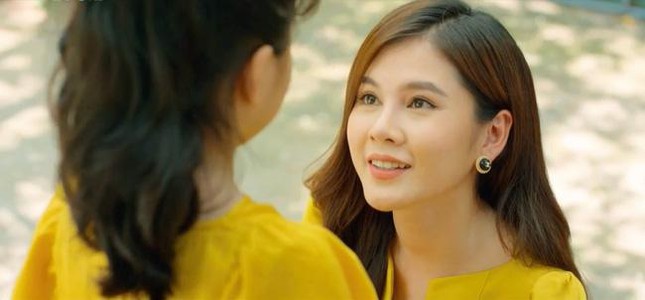 Thu Hoài chấp nhận &quot;gạch đá&quot; của khán giả để diễn trọn vai trong Mùa hoa tìm lại - Ảnh 2.