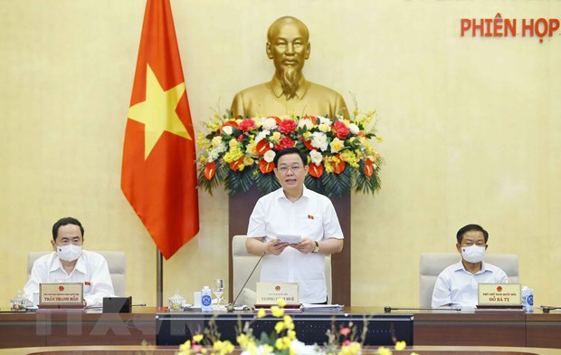 Phê chuẩn kết quả bầu Chủ tịch, Phó Chủ tịch HĐND 6 địa phương - Ảnh 1.