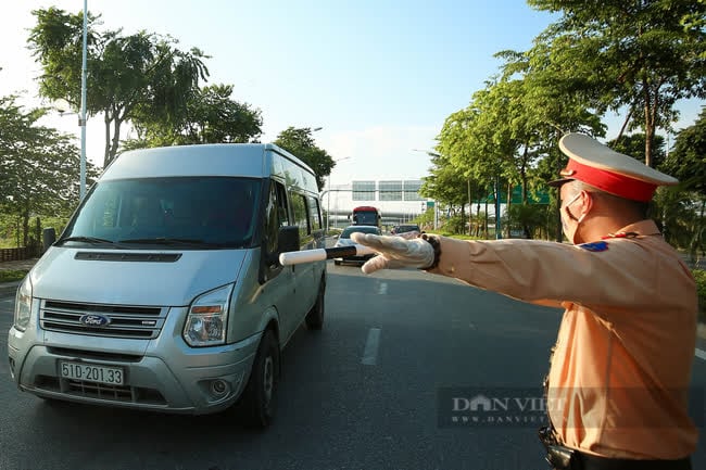 Thống nhất chưa chuyển sát hạch cấp giấy phép lái xe sang Bộ Công an - Ảnh 2. Thống nhất chưa chuyển sát hạch cấp giấy phép lái xe sang Bộ Công an - Ảnh 2.