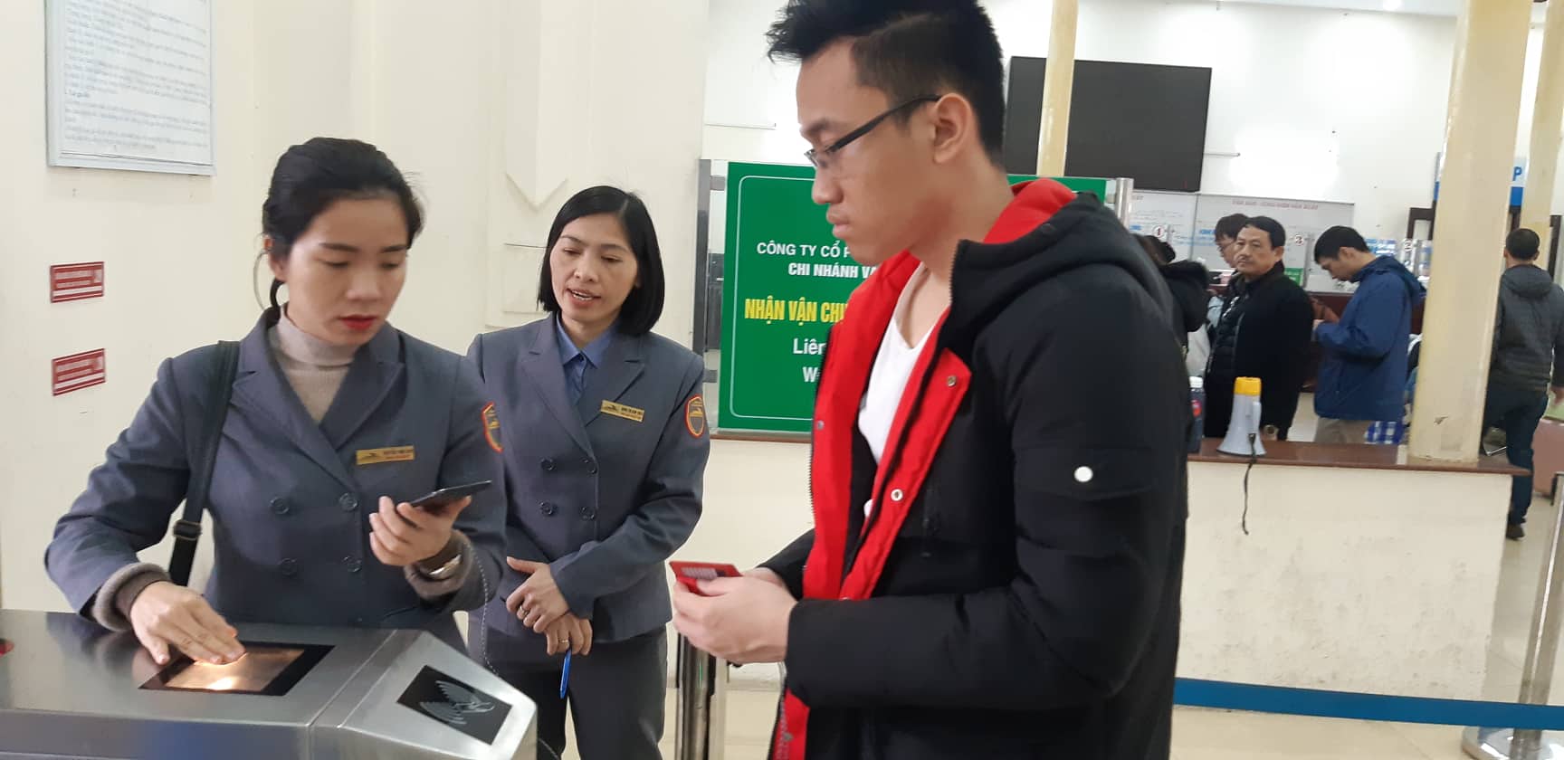 Đường sắt tung vé tàu giá rẻ dịp cao điểm - Ảnh 1. Đường sắt tung vé tàu giá rẻ dịp cao điểm - Ảnh 1.
