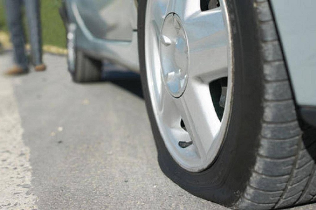 Vai trò của áp suất lốp đối với sự vận hành của xe - Ảnh 1.