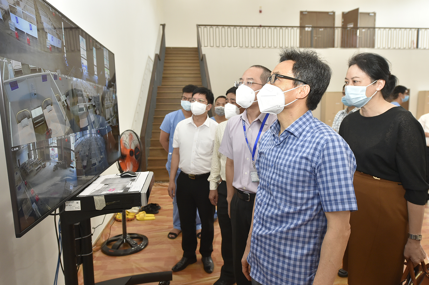 Phó Thủ tướng Vũ Đức Đam: Bình Dương cần &quot;quét đi quét lại&quot;, làm sạch Covid-19 khỏi các vùng đỏ - Ảnh 5.